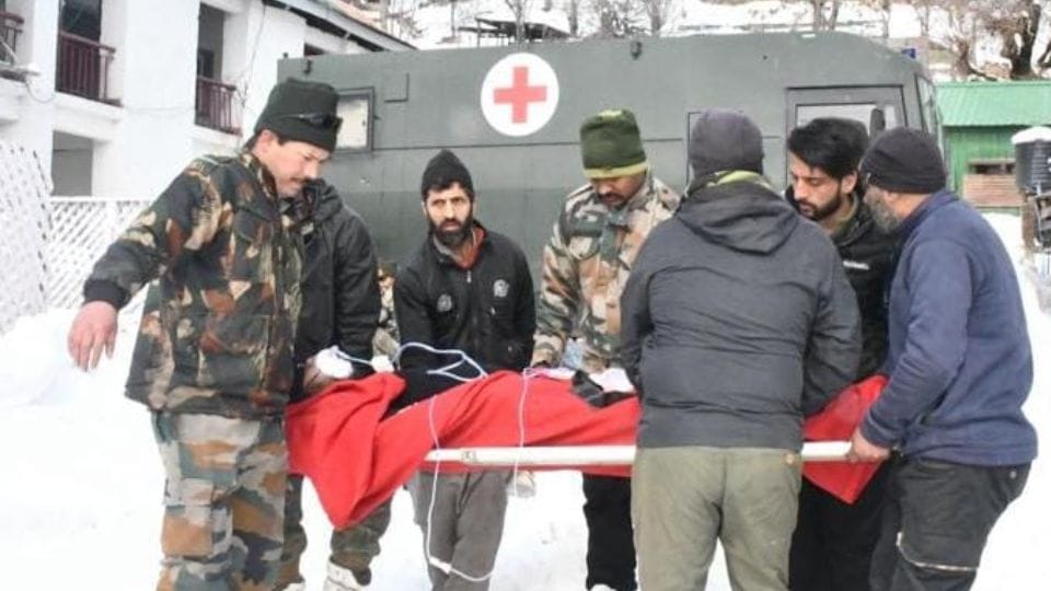 Indian Army soldiers saved the life of a local citizen in kupwara kashmir
