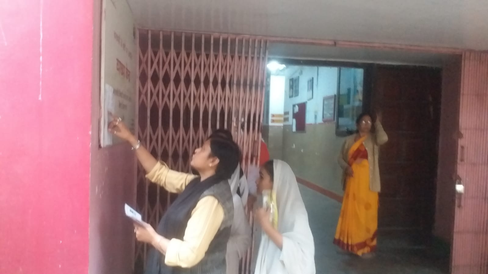 UP Board Exam 2024 Students welcomed with flower showers at exam centers of Varanasi
