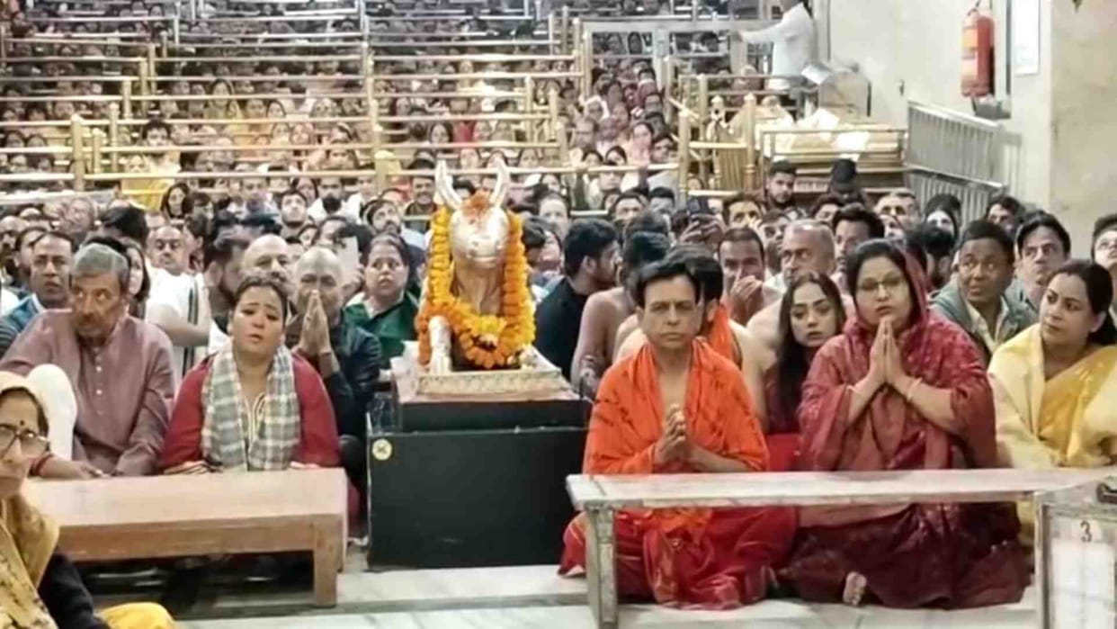 Ujjain News: Deputy Chief Minister and comedian Bharti participated in the Bhasma Aarti of Baba Mahakal.