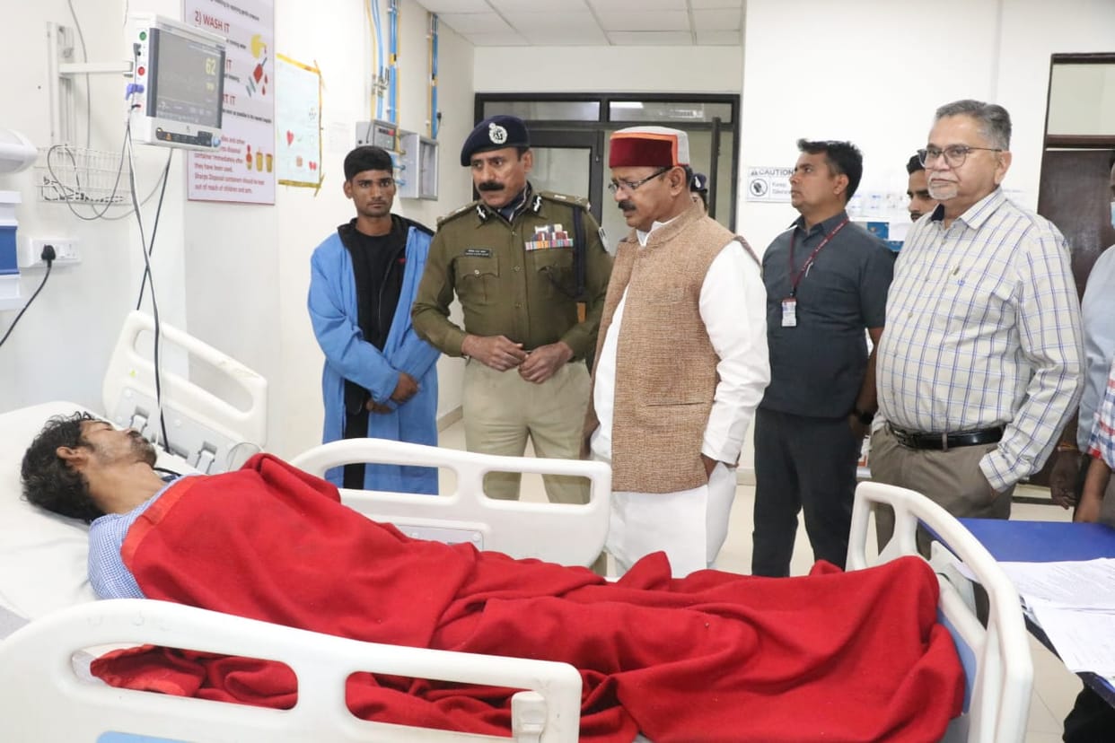Anuppur: Collector orders magisterial inquiry on cow dung incident, minister shot by police