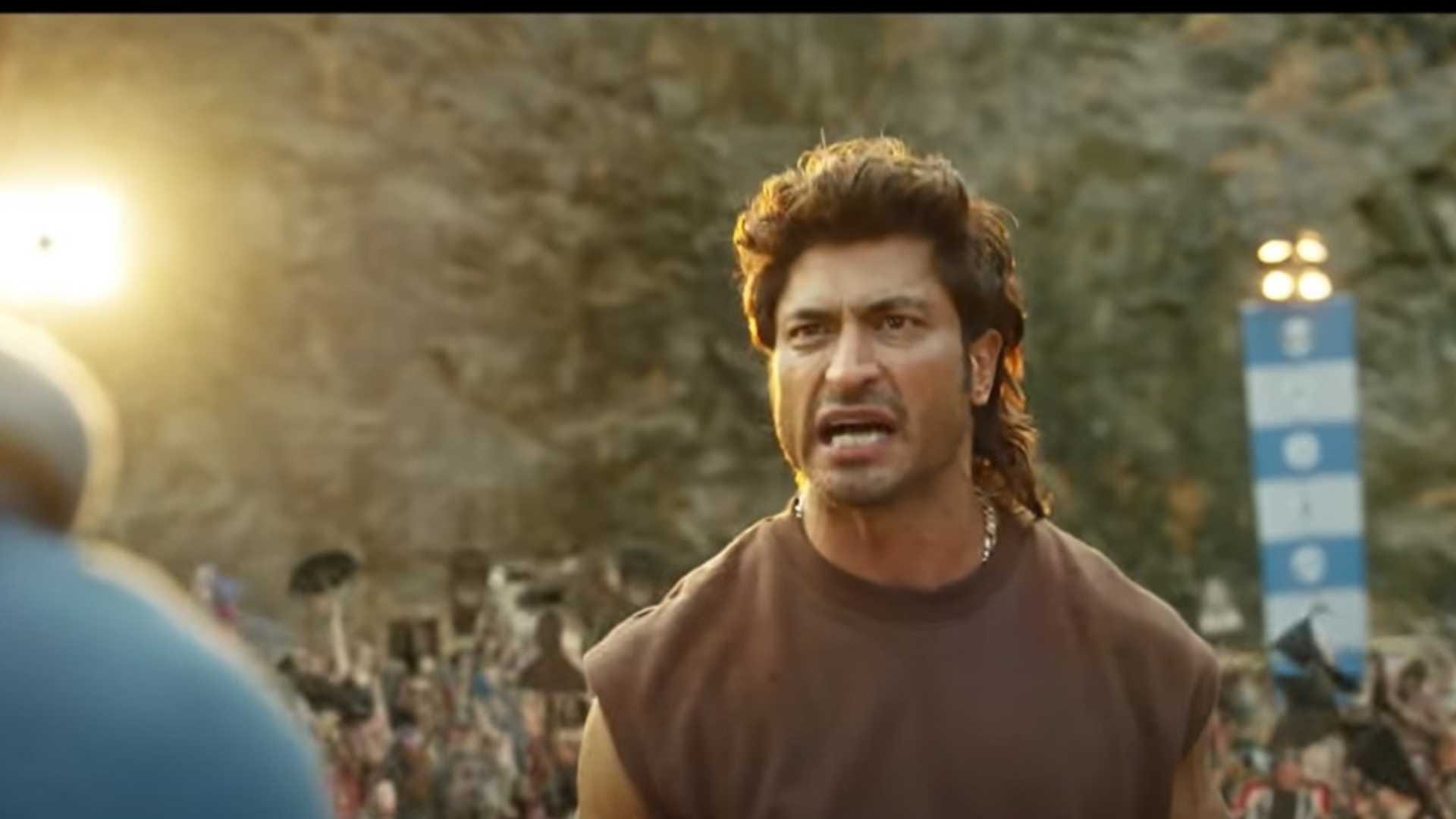 Sunday Box Office Collection Crakk Jeetegaa Toh Jiyegaa Article 370 Teri Baaton Mein Aisa Uljha Jiya Fighter