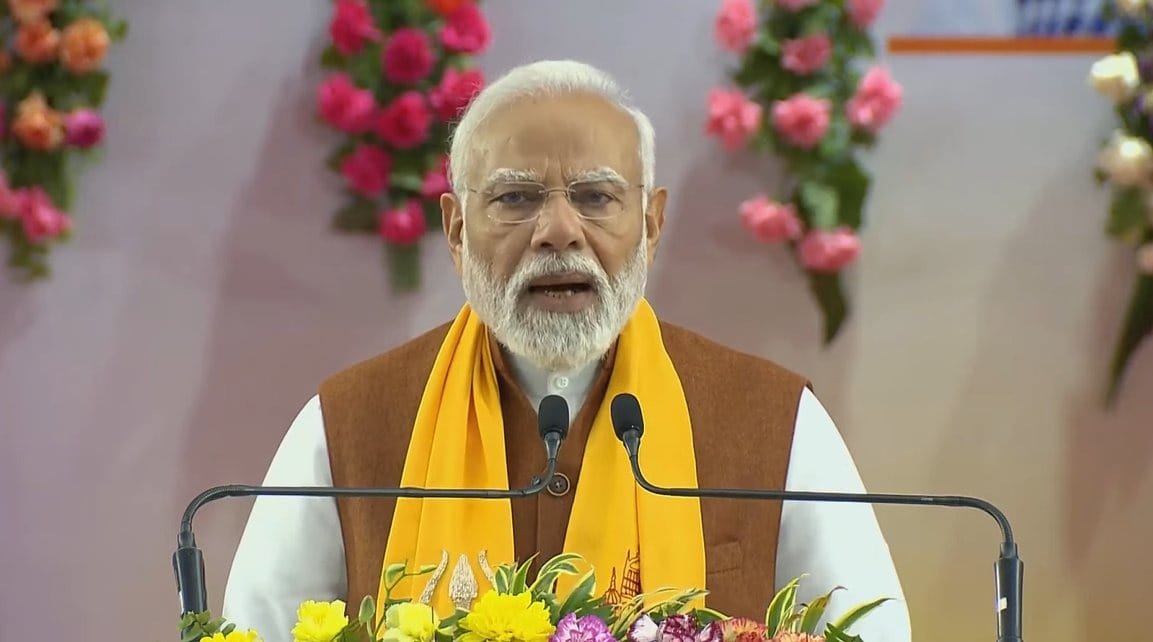 PM gift projects worth five thousand crores in Mirzapur