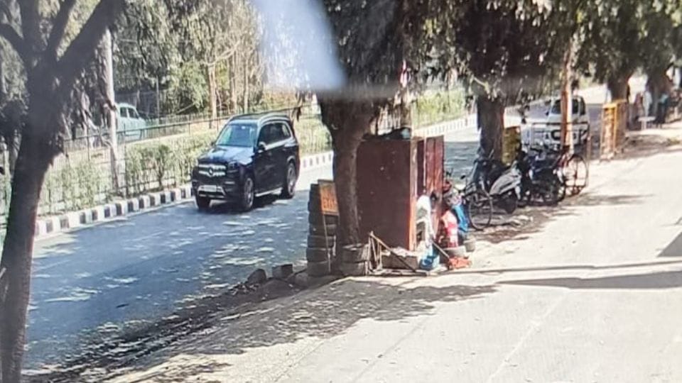 Delhi Accident: Car accident in Dwarka area, elderly man died; Case registered