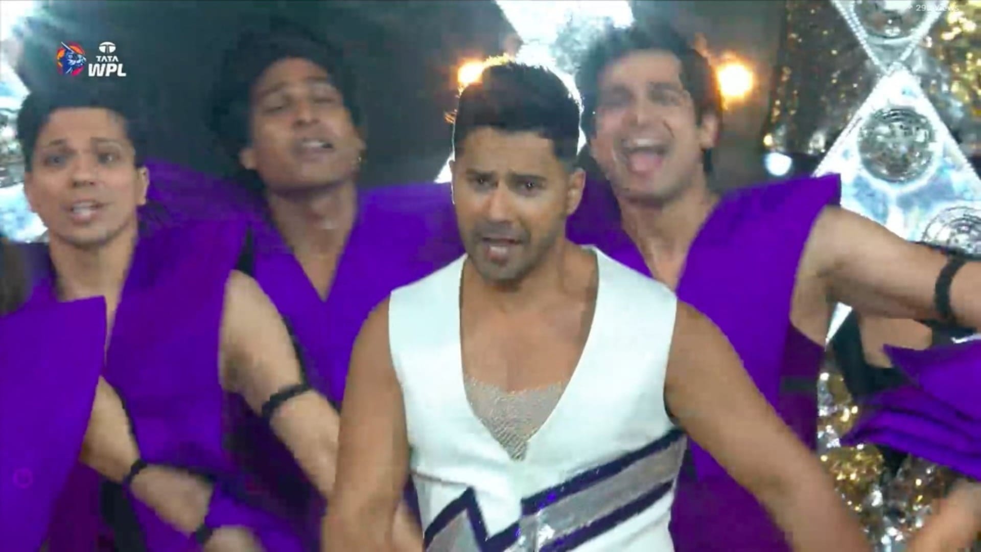 WPL Opening Ceremony Shah Rukh Khan Kartik Aaryan Shahid Kapoor Performance BCCI Video Photos Womens IPL