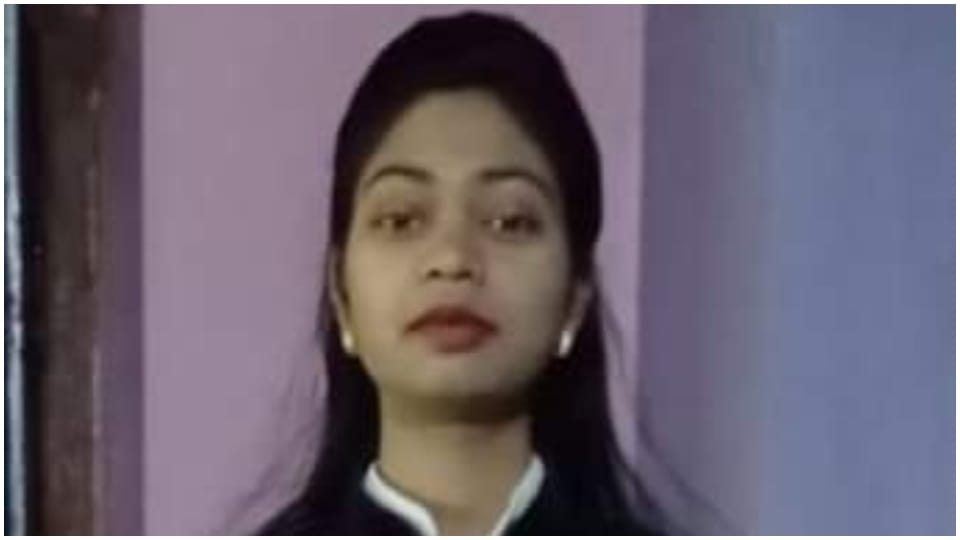 BJP removed the leader who made indecent remarks on Gods and Goddesses Damoh News
