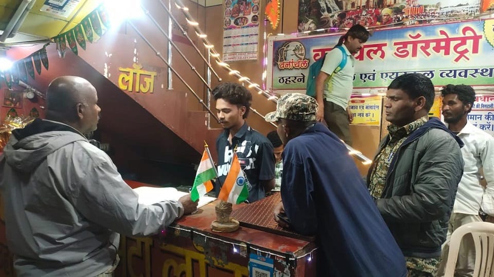 Police launched checking campaign late night hotels and lodges were checked in Jagdalpur