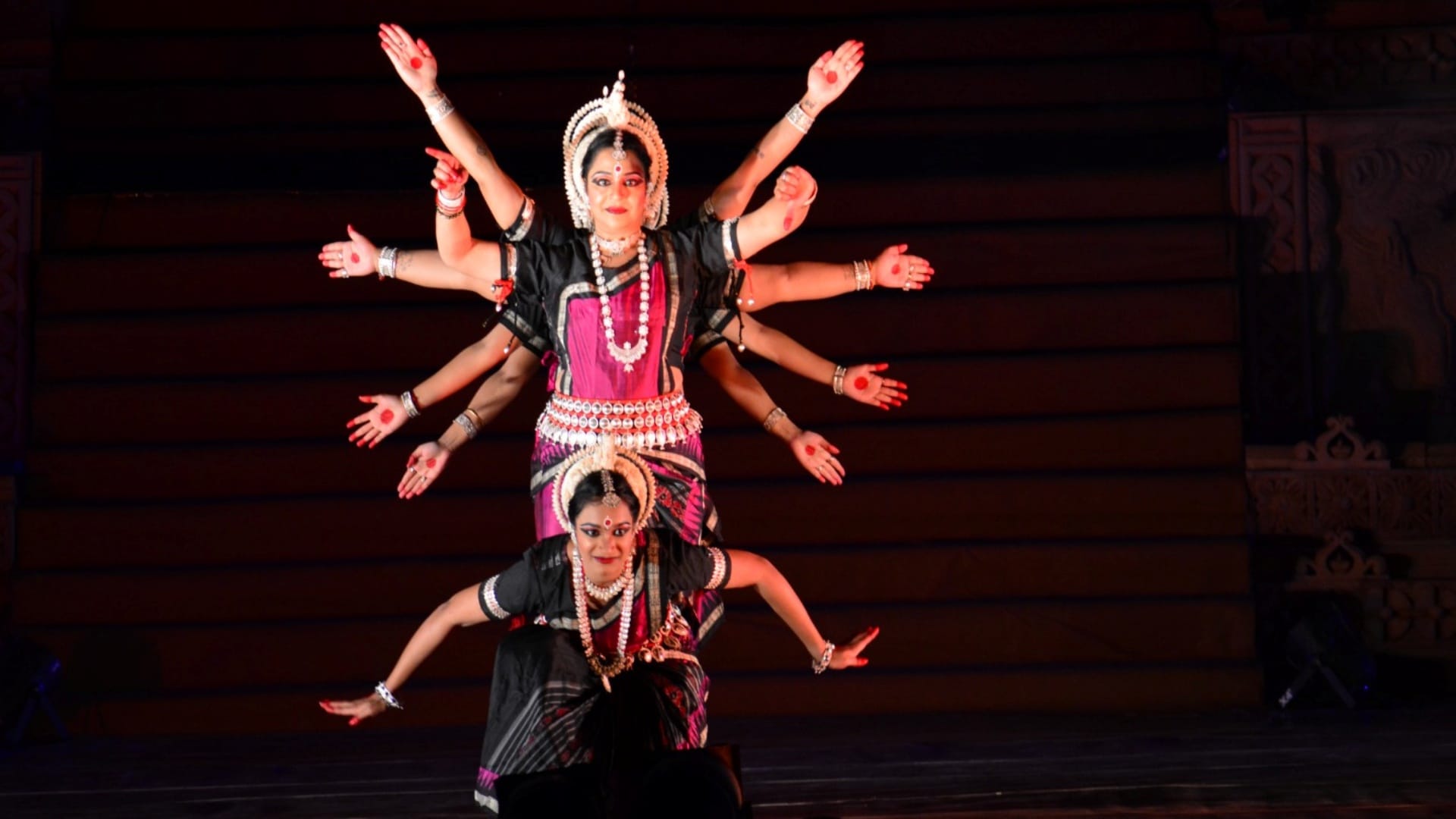 Chhatarpur 5th day of Khajuraho dance festival Amrit Yatra of Laya Taal took place in Indian culture