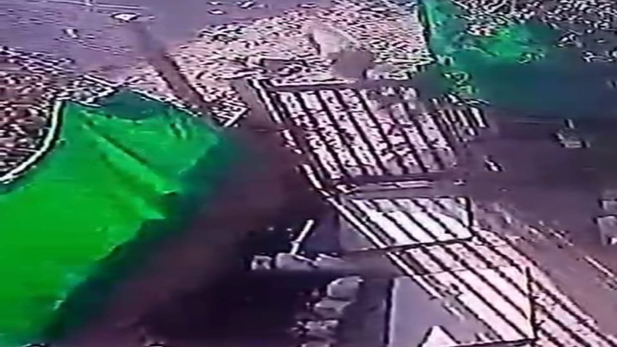 Sehore News Panic due to leopard entering residential area