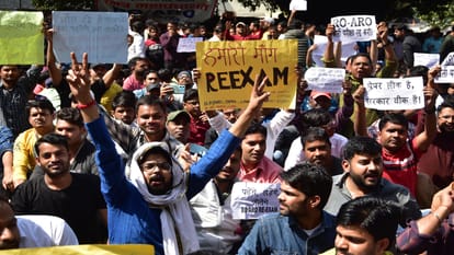 RO ARO Exam: More than 10 lakh candidates had given the exam, continuous movement was going on to cancel it