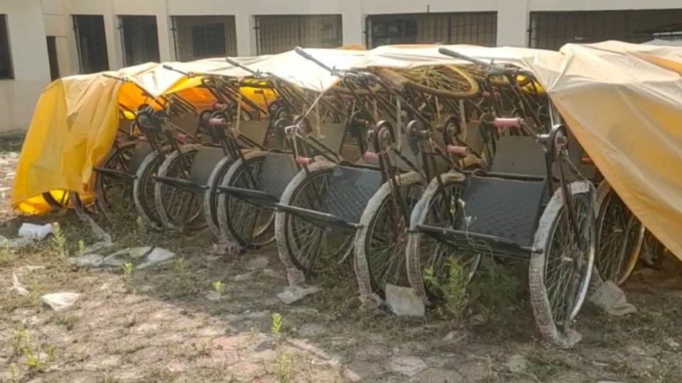 Social Welfare Department Tricycles turned into junk in Mungeli