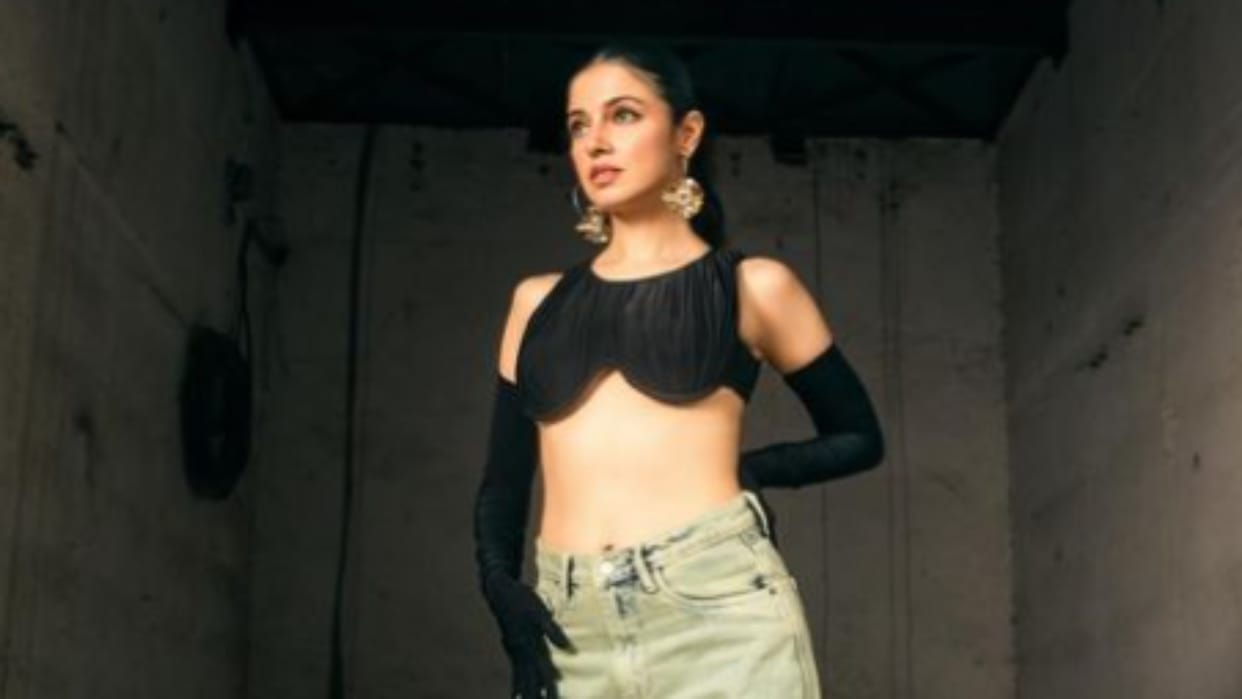 Divya Khossla cryptic post for her late mother went Viral on social media deets inside