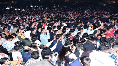 Aastha Gill and Parmish Verma performed at Invertis University Invertia 2024