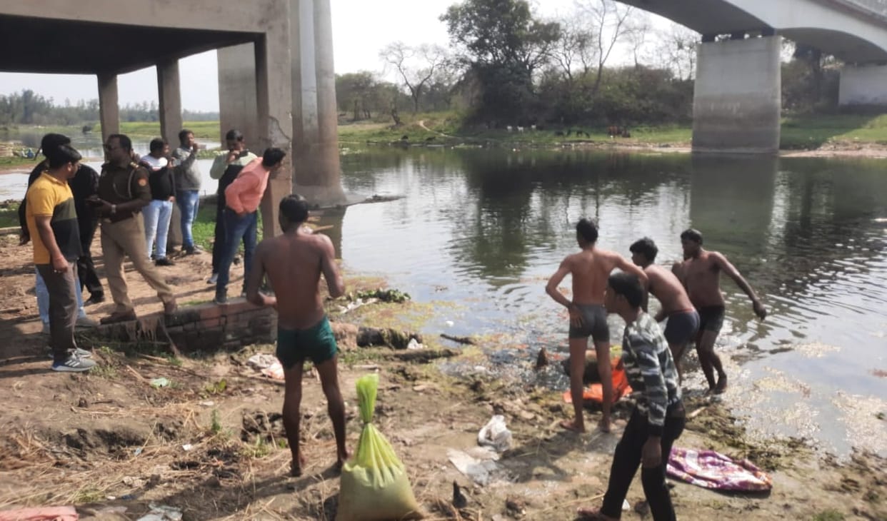 Company owner killed woman in Lucknow, threw body in Gomti river, said was asking money from me