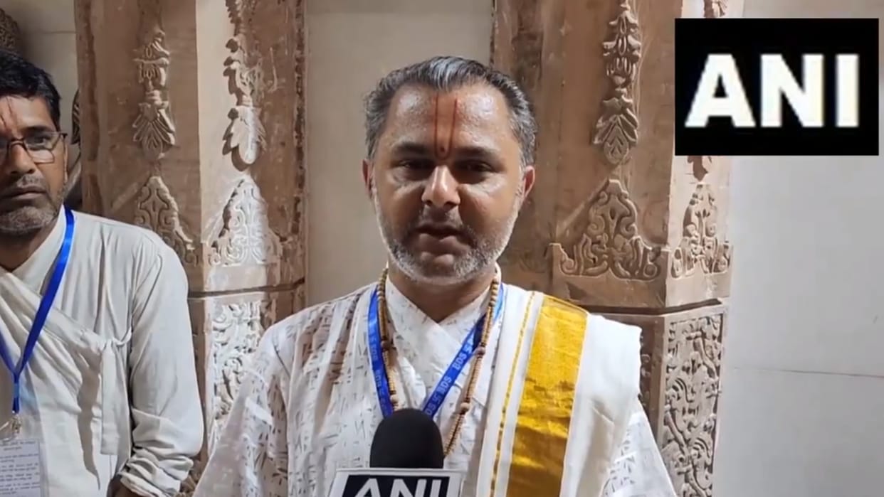 Dwarkadhish temple priests wished PM Modi for Sudarshan Setu