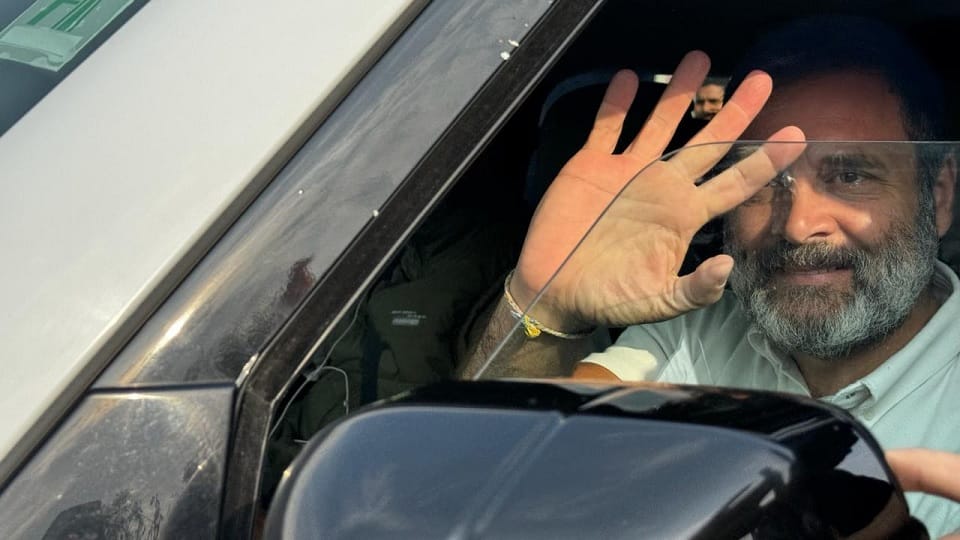 Bharat Jodo Nyay Yatra Rahul Gandhi and Priyanka Gandhi left for Aligarh from Bulandshahr