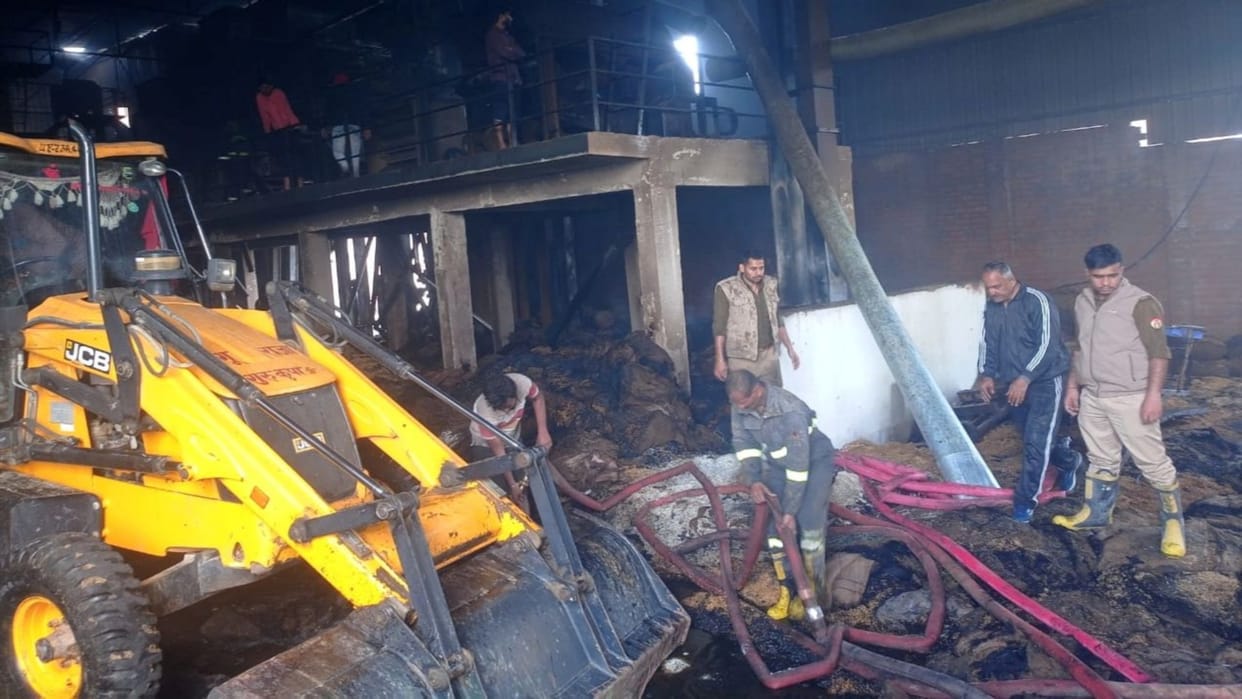 Rice mill reduced to ashes in fire caused by short circuit, mill owner's condition deteriorated due to loss