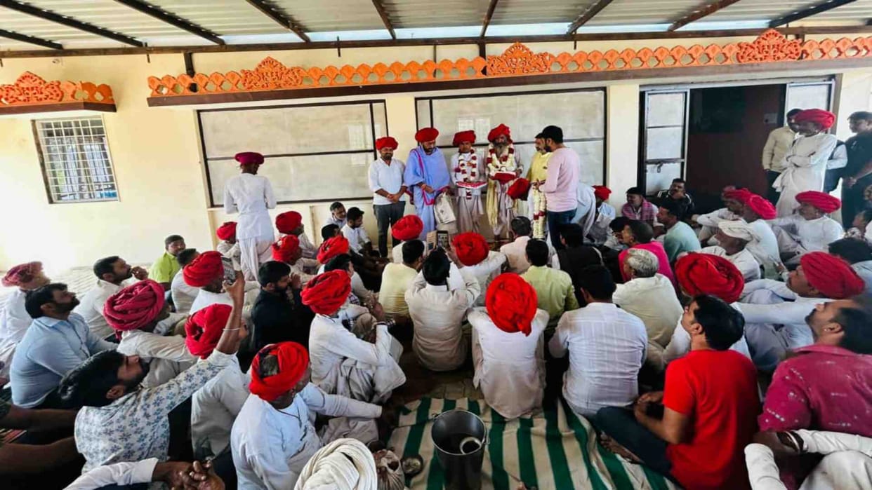 In Sirohi, Minister of State Otram listened to the problems of the villagers in Kundal Bhagali.