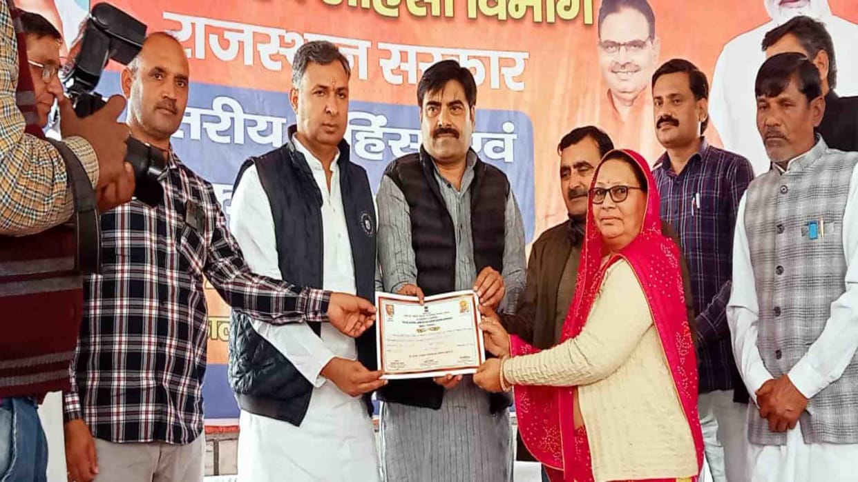 Jhunjhunu News: Draupati Garba honored for social service work