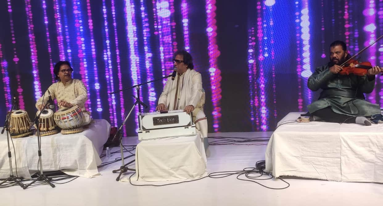 Amar Ujala Samvad: Talat Aziz organized a gathering of ghazals, remembered Pankaj Udhas