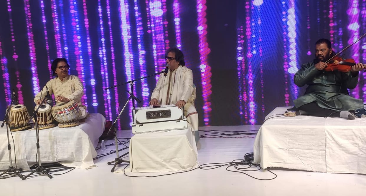 Amar Ujala Samvad: Talat Aziz organized a gathering of ghazals, remembered Pankaj Udhas