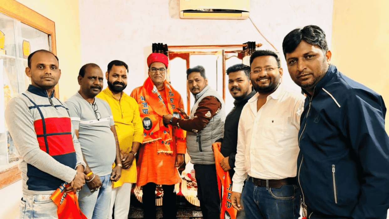 BJYM workers congratulated the newly nominated BJP Municipal Board President