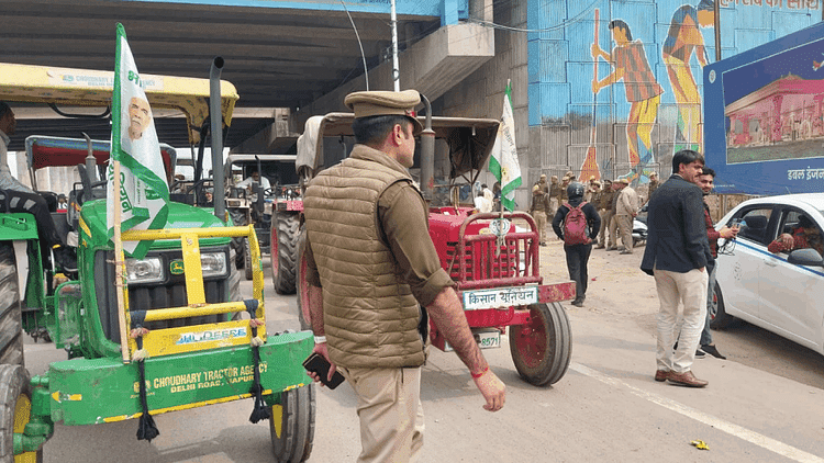 Delhi Ncr Traffic Advisory Issued Amid Farmers To Stage Tractor March ...