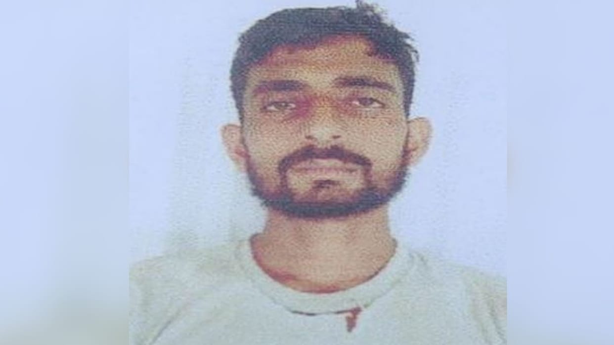 Farmer commits suicide after stray animals grazing his crops in Shahjahanpur