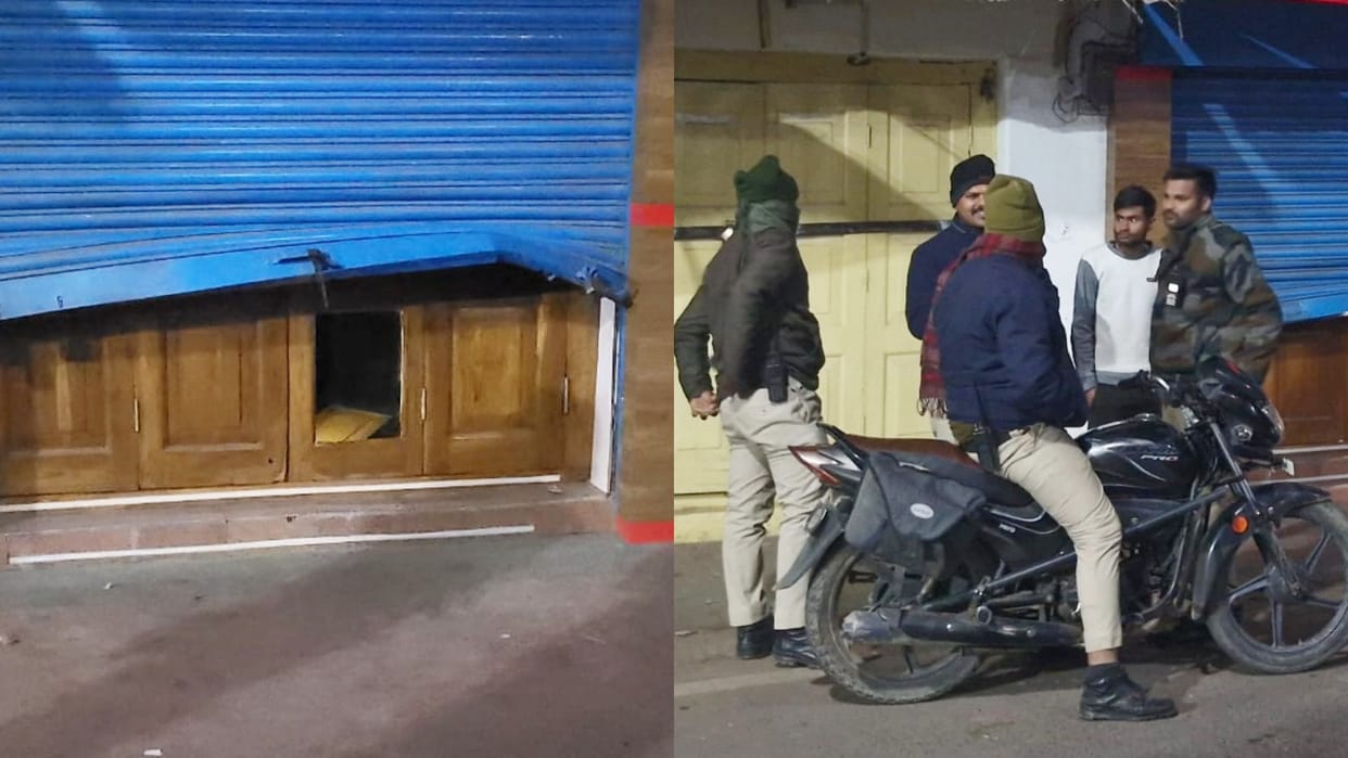 Damoh News Theft by breaking shutter of jewelery shop located in middle market