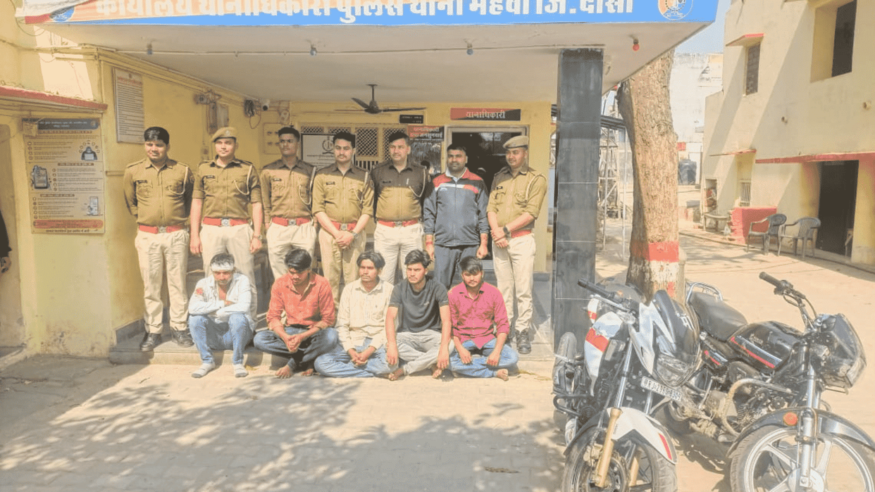 Police busted robbery attempt in Dausa