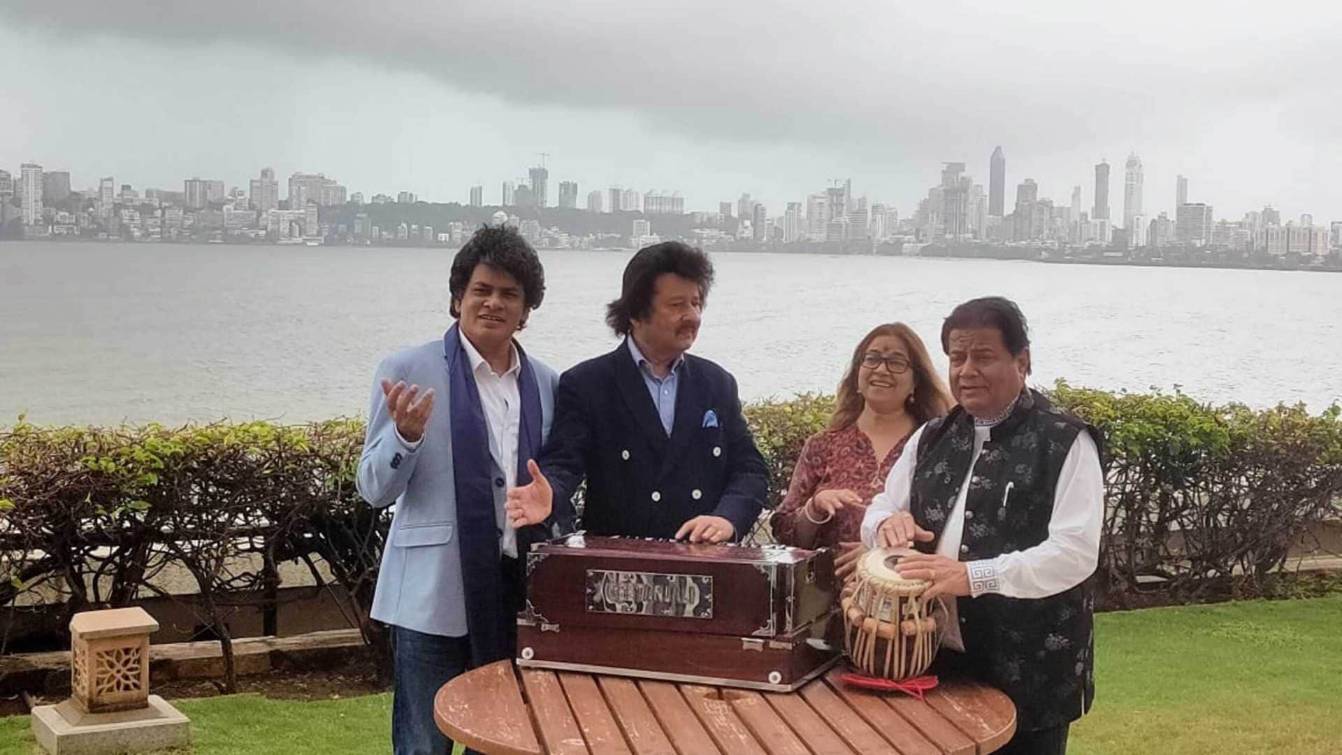 Pankaj Udhas Passed Away emotional anup Jalota said I have lost my friend will not let his mission stop