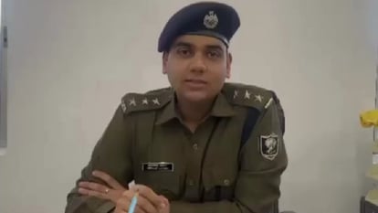 Bihar Crime: पटना में एनटीपीसी थाना प्रभारी पर गोलीबारी; चोरी मामले में छापेमारी करने पहुंची थी पुलिस Patna Crime: Firing on NTPC police station in-charge; Police had arrived to raid in theft case