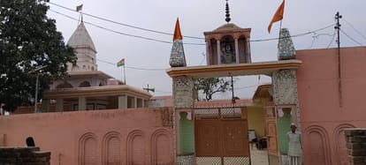 Meerut: Miscrant robbed Sadhu Maharaj worth of lakhs at gunpoint in Hastinapur