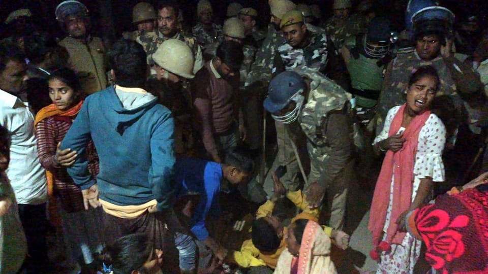 Ruckus between two community over installation of Bhimrao Ambedkar Park board in Milak 10th class student kill