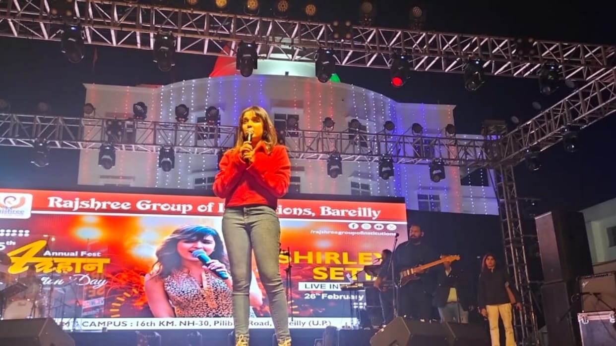 Shirley Setia performed at Rajshree Institute's Star Night in Bareilly