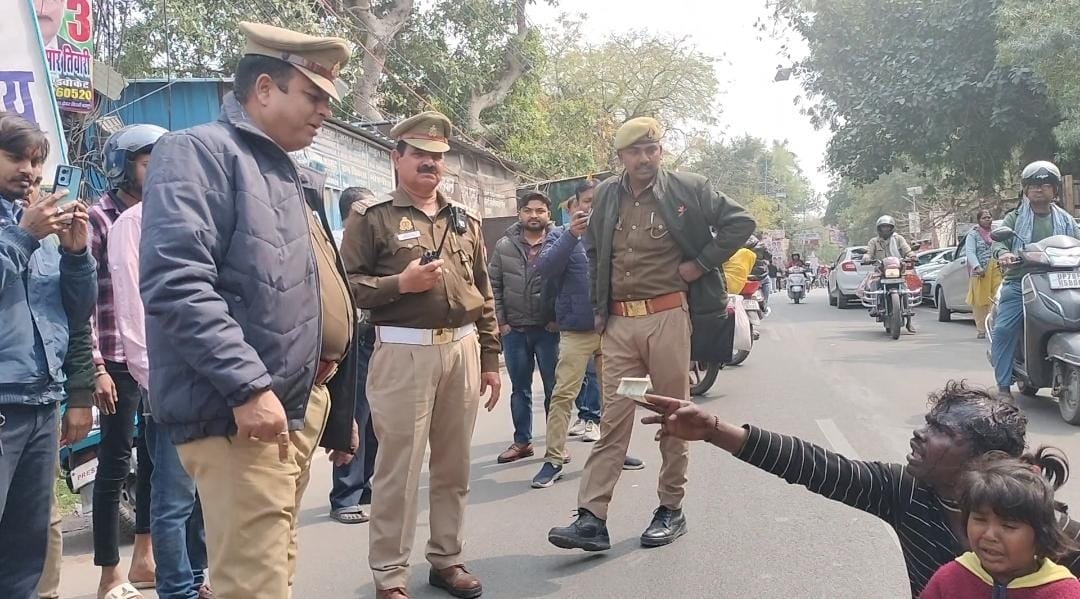 Sir, take this 100 rupees, the victim said do justice to us, read what is the whole matter