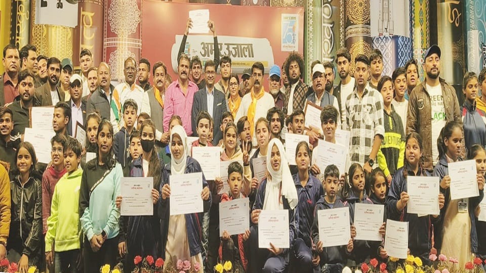 Eight personalities received Khel Ratna award