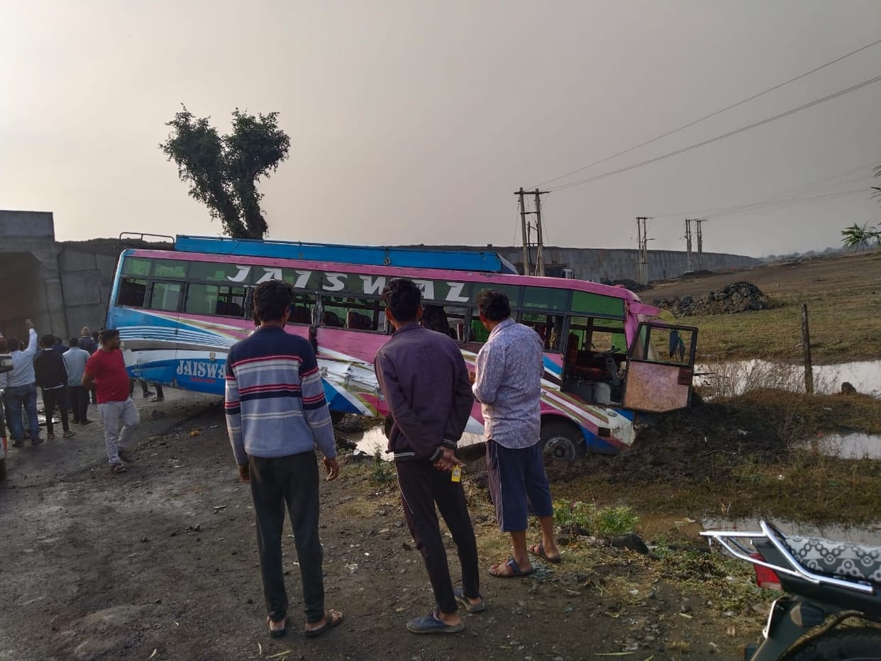 MP News: Black spots formed due to highway construction, speeding dumper hits bus, 12 injured