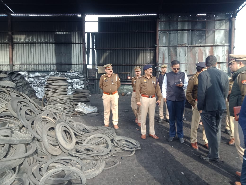 Blast In Meerut Factory: Boiler exploded while melting tires, two workers died, three injured