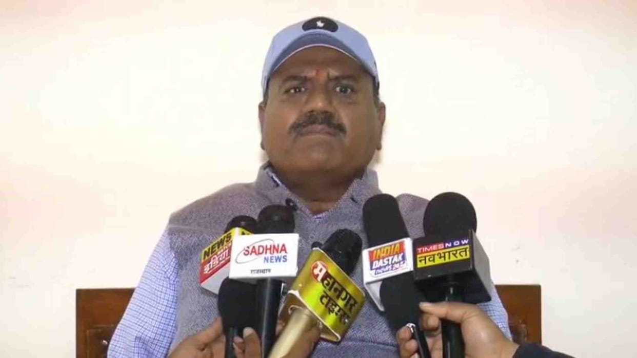 Jaipur News: District union officials opened front against Vaibhav