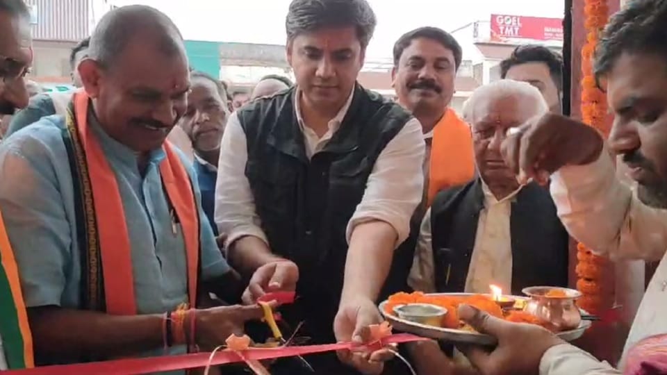 former MP Abhishek Singh said BJP will win all the seats in Balod