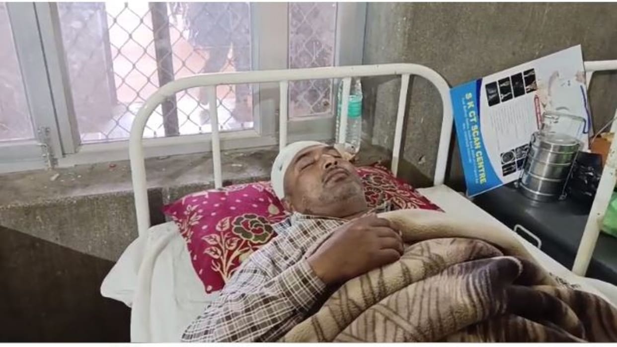 Rajasthan News: Bloody clash between 2 parties over land dispute, 2 people seriously injured