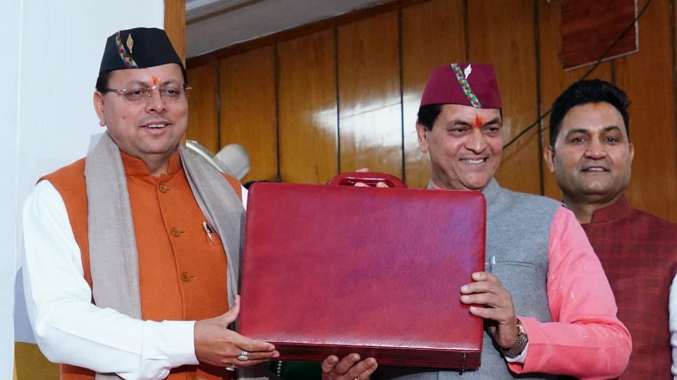 Uttarakhand Budget Session 2024 proceedings last 28 hours 25 minutes in four days these bills were passed