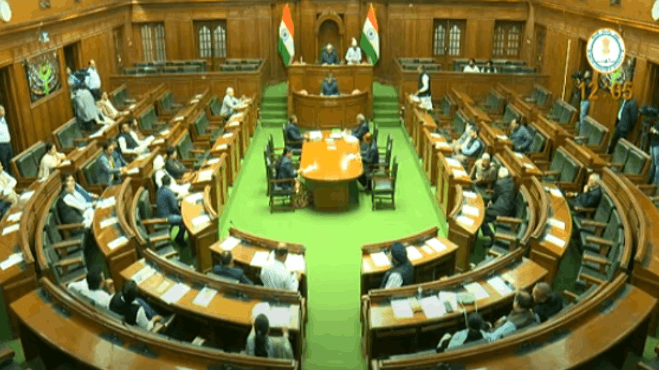 AAP MLAs create ruckus in the Assembly against LG and House proceedings adjourned tomorrow