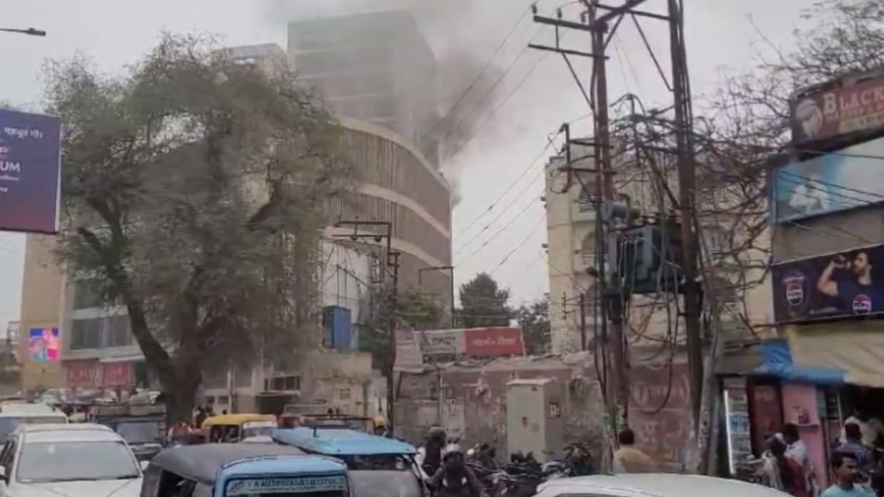 Fire breaks out in Pind Baluchi restaurant in Varanasi
