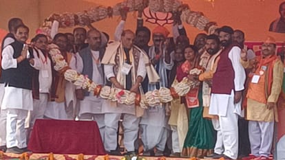Bihar News: 'मेरे रहते भारत को कोई आंख नहीं दिखा सकता', दरभंगा में दावा करते हुए बोले वरिष्ठ भाजपा नेता Bihar News: Rajnath Singh says in Darbhanga No one can show evil eye to India while I am Defense Minister