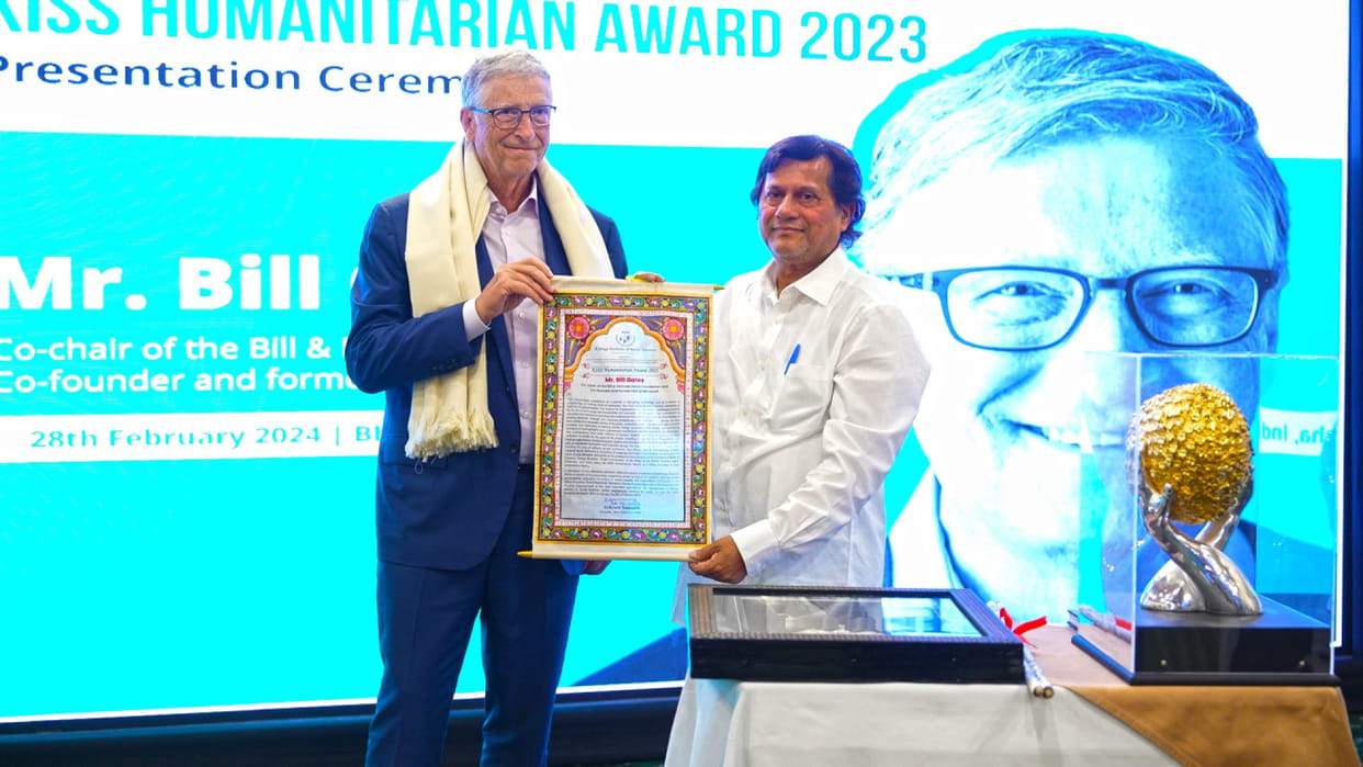 Bill Gates visits Bhubaneswar slum, billionaire and microsoft founder talked to residents?