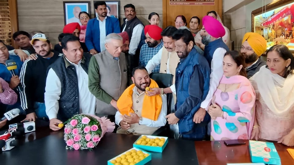 Chandigarh Mayor Kuldeep Kumar assume charge today all update news