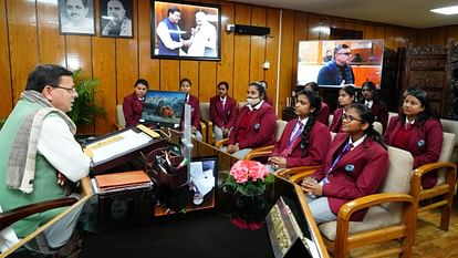 Students came to watch Uttarakhand Assembly proceedings met CM Pushkar Singh Dhami