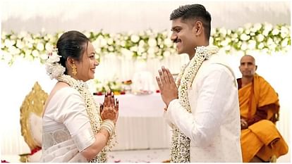 IAS Ria Dabi wedding Pics Love story of Riya Dabi and IPS Manish Kumar IAS Tina Dabi Viral Photos