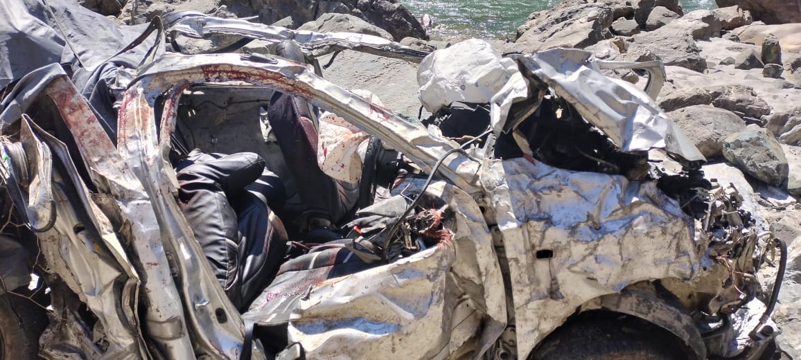 Uttarakhand News Alto Car Accident Himachal Pradesh Six People Died during going to Mahasu Temple Photos